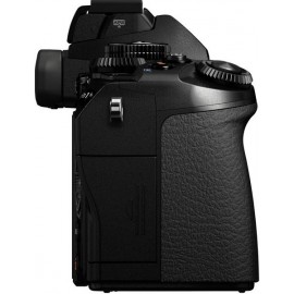 Цифровая системная фотокамера Olympus E-M1 Body Black