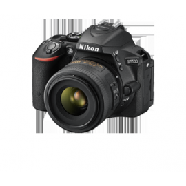 Цифровая зеркальная фотокамера Nikon D5500 Kit 18-105 VR