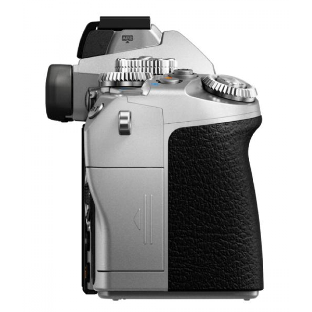 Цифровая системная фотокамера Olympus E-M1 Body silver